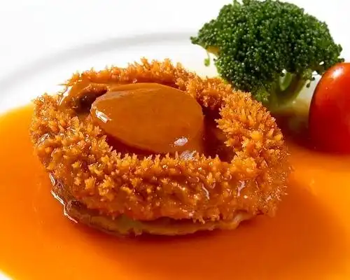 鲍汁扣3头南非干鲍 688元/位