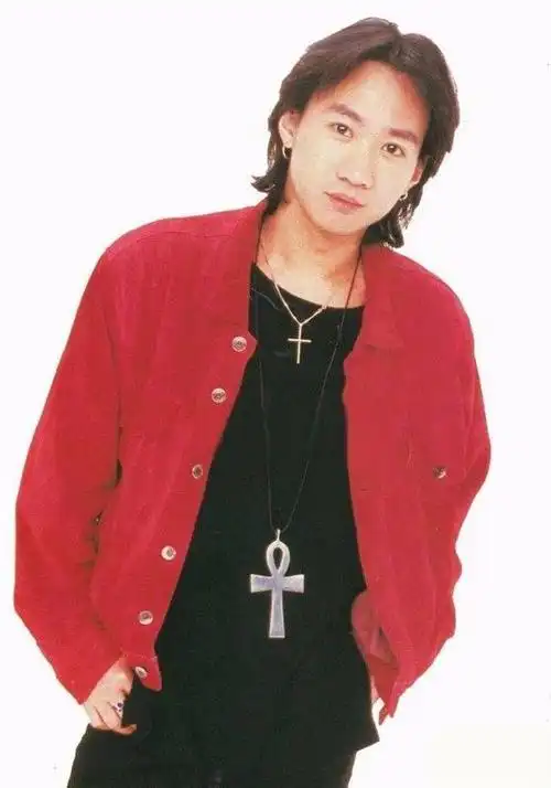 世间纵有千万曲,人间再无黄家驹