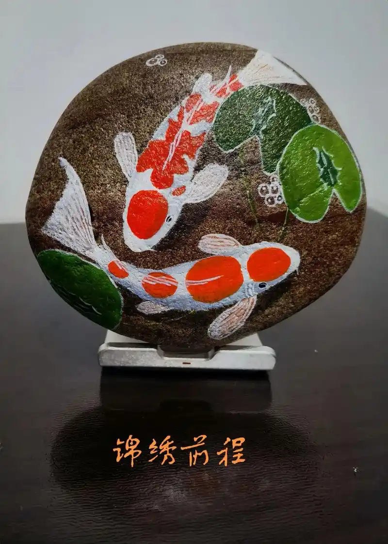 手绘石头画 #石来运转 #愿秋风不燥岁月静好你我皆安  - 抖音