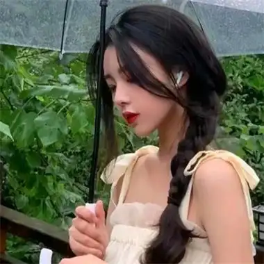 女生头像自然清纯漂亮真人图片