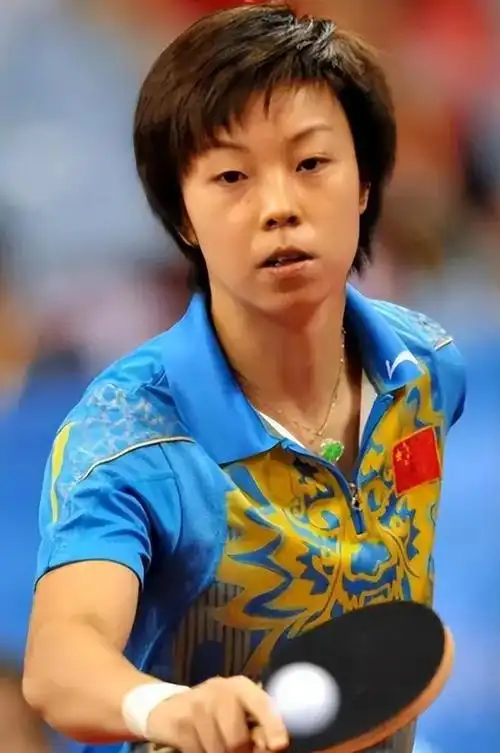 张怡宁:闪婚嫁给袁立前任,生下一儿一女,结婚15年被宠成宝