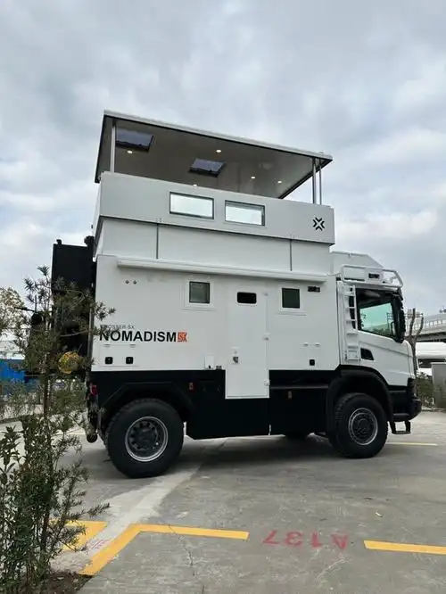 乌尼莫克越野之王堪称移动堡垒2023新款|奔驰|底盘|房车|驾驶室_网易