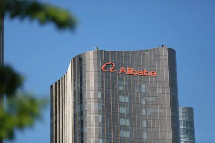 8月3日晚,阿里巴巴发布2022财年第一季度(自然年为2021年二季度)财报