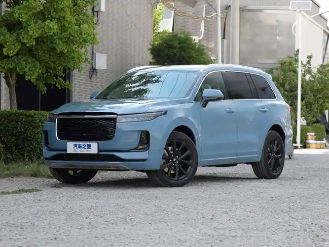 5月25日,我们从理想汽车官网获悉,2021款理想one正式上市,新车共推出