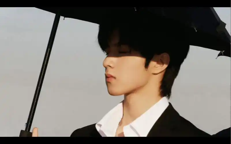 【刘耀文|拽】就喜欢这种走路的劲,这辈子一定要谈一个这样的