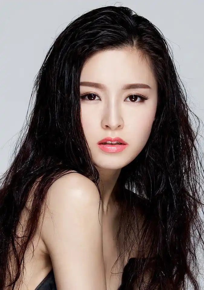 文咏珊,清新婉约,秀外慧中