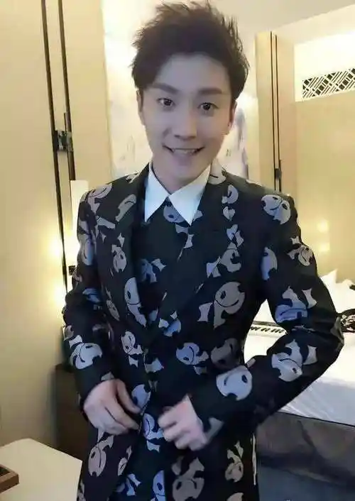 乔任梁脱肛是真的吗(乔任梁脱肛胃爆裂天涯)