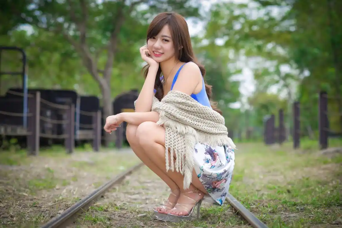 亚洲女孩微笑 美女风景4k图片,4k高清美女图片,娟娟壁纸