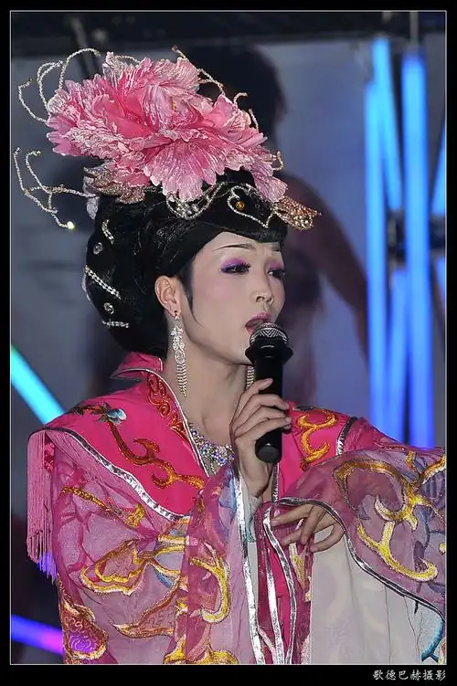 郑州反串演出郑州反串表演郑州演出策划公司张景丽1