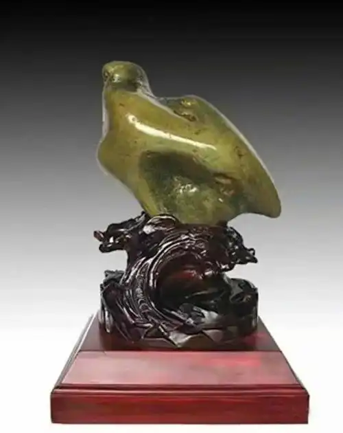 最近几年高价成交的奇石总览