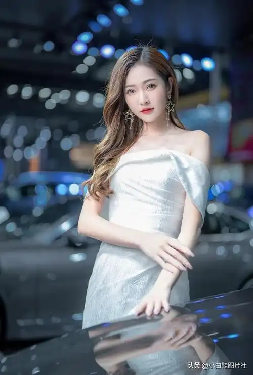 210802漂亮姑娘车展模特第一百一十一集