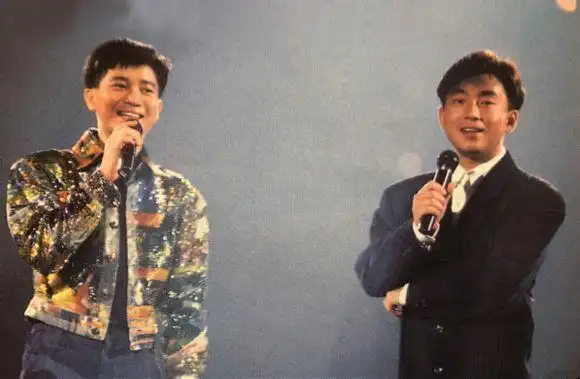 如今的香港娱乐圈只有他还在默默缅怀陈百强和梅艳芳