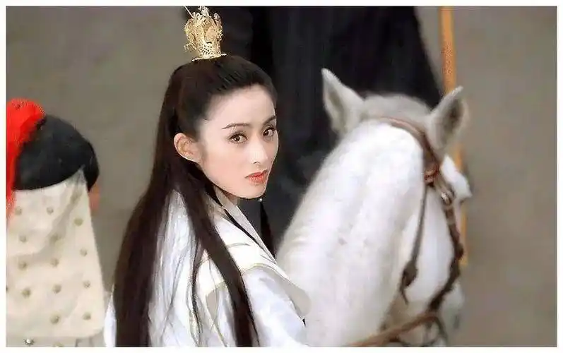 女扮男装的剧情,也不全是男主装瞎,侮辱观众智商的_林青霞_造型_女装