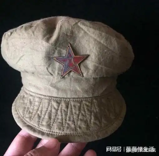 解放军80年演变:军帽式样大揭秘,你最喜欢哪一款?
