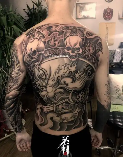 满背大黑天!纹身图片_成品背部传统宗教人物纹身图案