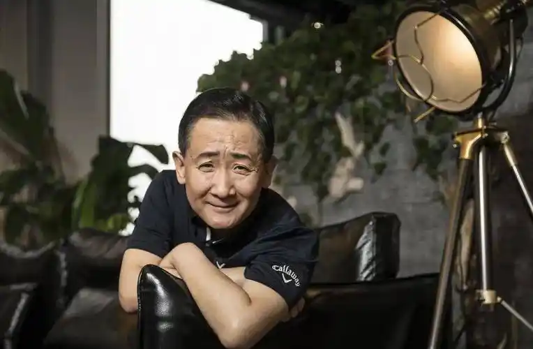 饭店3个月赔了40多万,赵大叔见状用3招帮他扭亏为盈_梁左_陈佩斯_经营