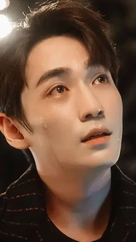 三月我是不是可以看到林楠笙了呢朱一龙的哭戏永远让人心痛