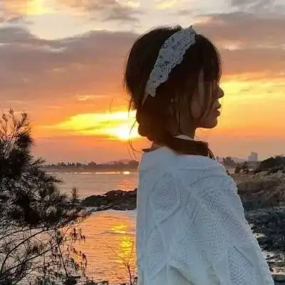 高清好看的女生唯美头像夕阳侧脸图片