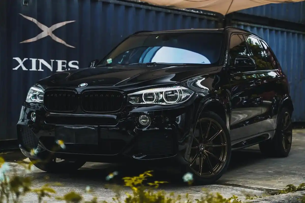 果然车靠改装. #黑武士 #x5 #改 - 抖音