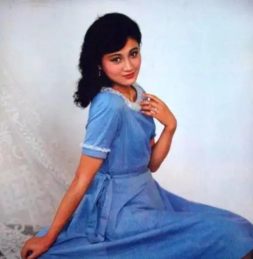 80年代红火女星林芳兵,凭"杨贵妃"成名,现在过得咋样了