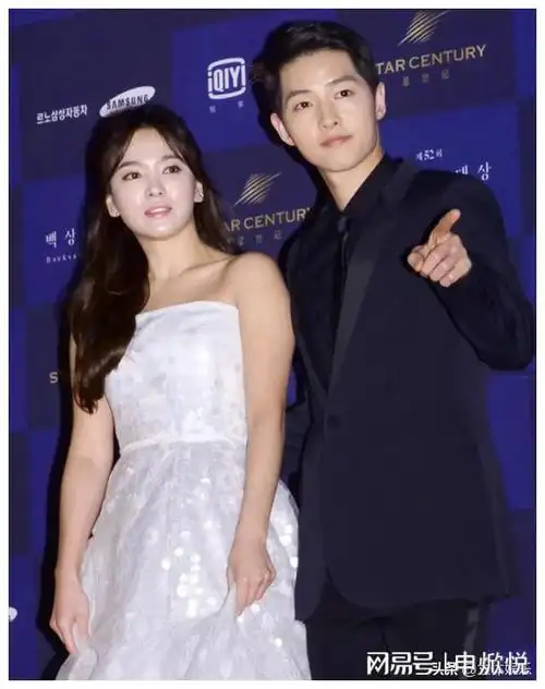 离婚后宋慧乔穿睡衣和男闺蜜亲密互动,网友:比宋仲基差多了!