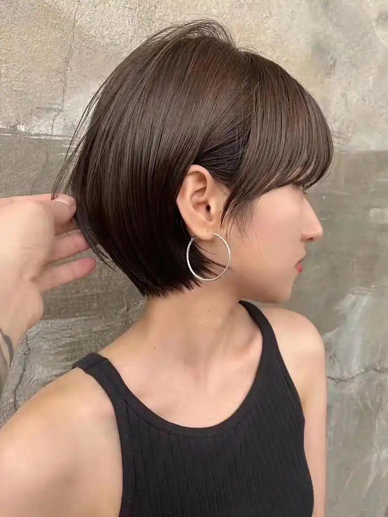 脸大女性适合的发型,中年女性适合的发型,看这里就对了