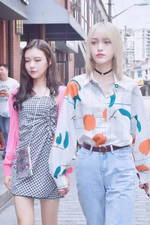 她怕手下的人会误会徐子轩什么,会讨论徐子轩什么,说到底张语格所有的