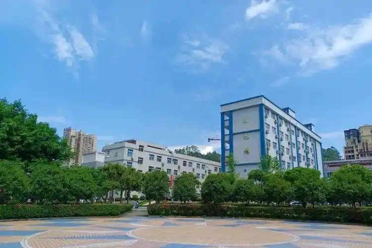 【温馨提示】筠连中学关于2023年全国普通高校招生考试报名的通知