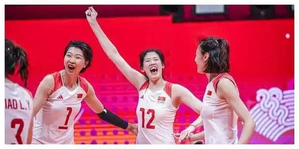 原创中国女排大名单公布前队长正式复出李盈莹搭档崭露头角