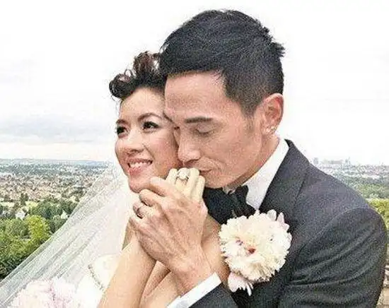 不过想想还好,幸好廖碧儿没有拖着陈豪,要不然陈豪还遇不到陈茵媺