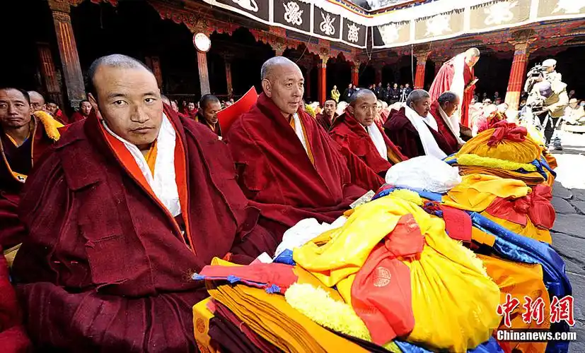 西藏8名学经僧人获得藏传佛教最高学位格西拉让巴