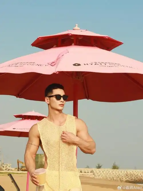 他们见证着无数的浪漫  #微博户外运动节##燃动一夏#嘉辉allen超话