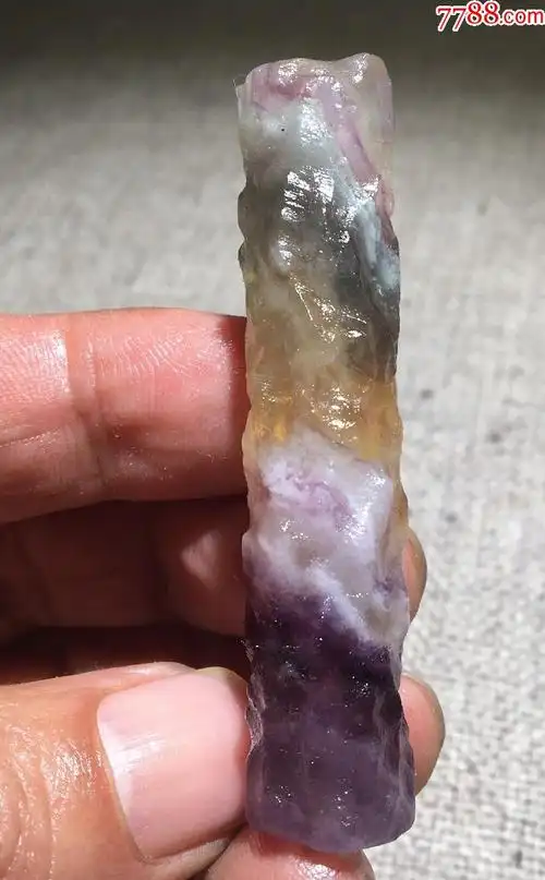 4727戈壁七彩玛瑙原石勒子