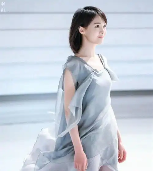 郑爽当年有多美靠一张8年前旧照火遍韩网被赞s级初恋脸