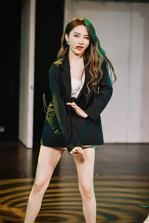 这很难不舔吧陆婷返图