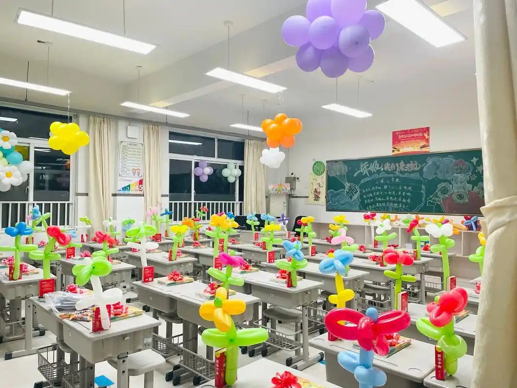 临沂开学布置毕业典礼 教室气球布置96