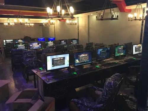 海天网吧28日试营业,当天免费上机!欢迎新老顾客前来惠顾!