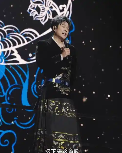 一张票卖40元!小沈阳人生第一场演唱会,撕开多少内娱"遮羞布"