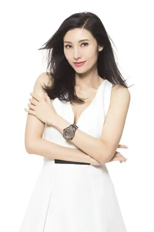 李嘉欣_演员_作品_个人资料_简历_生日_经历_留言 - 酷乐米