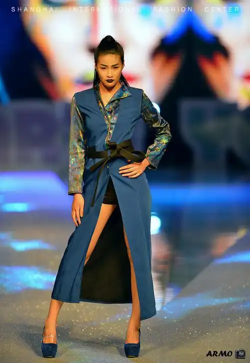 t台-时装设计学生走秀