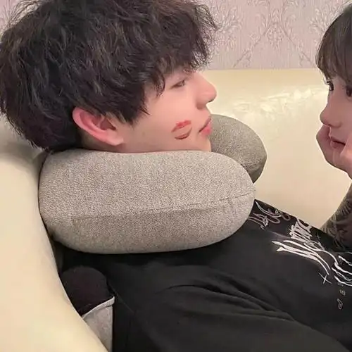 甜蜜度爆棚的情侣头像合集