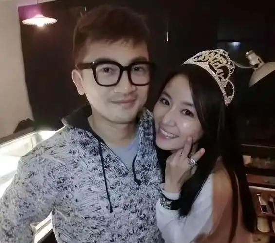 有人说啊,娱乐圈里那些乱七八糟的事情,可能就是导致苏有朋一直单着的