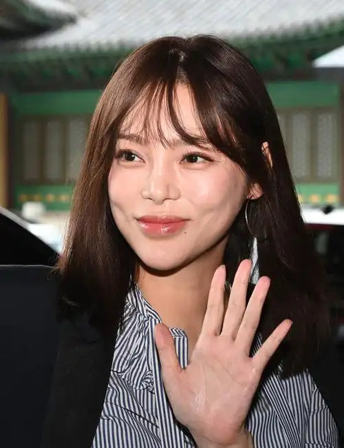 李多海今日大婚,众多圈中好友出席,亲吻画面美如画!_腾讯新闻