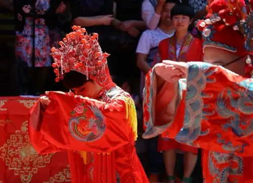 摄影 我的城-四合院里的中式婚礼 写美篇初次尝试婚礼现场摄影,沾了不