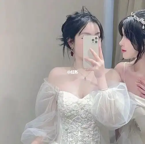 闺蜜婚纱头像嘿嘿