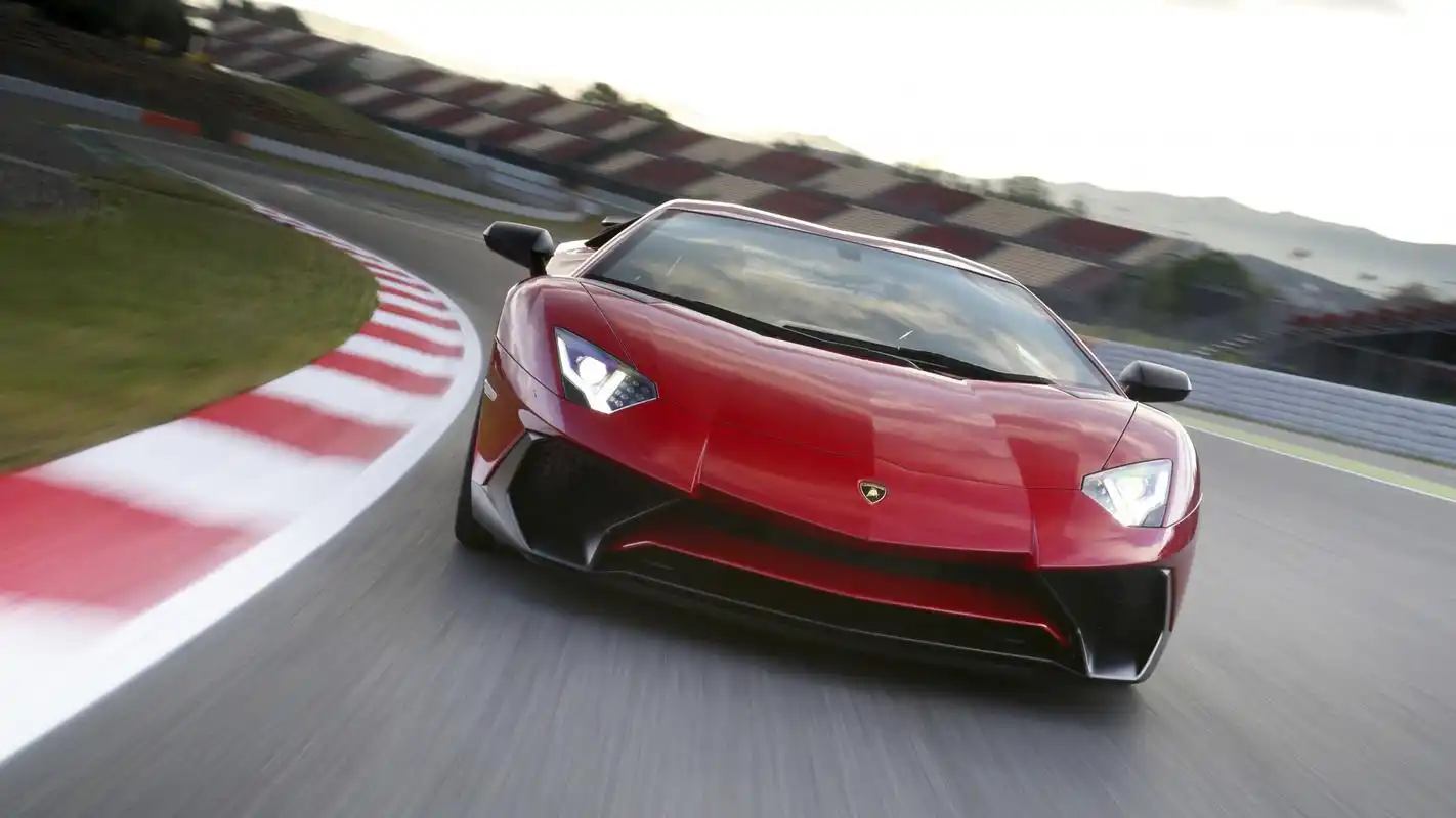 高清经典跑车图片桌面壁纸