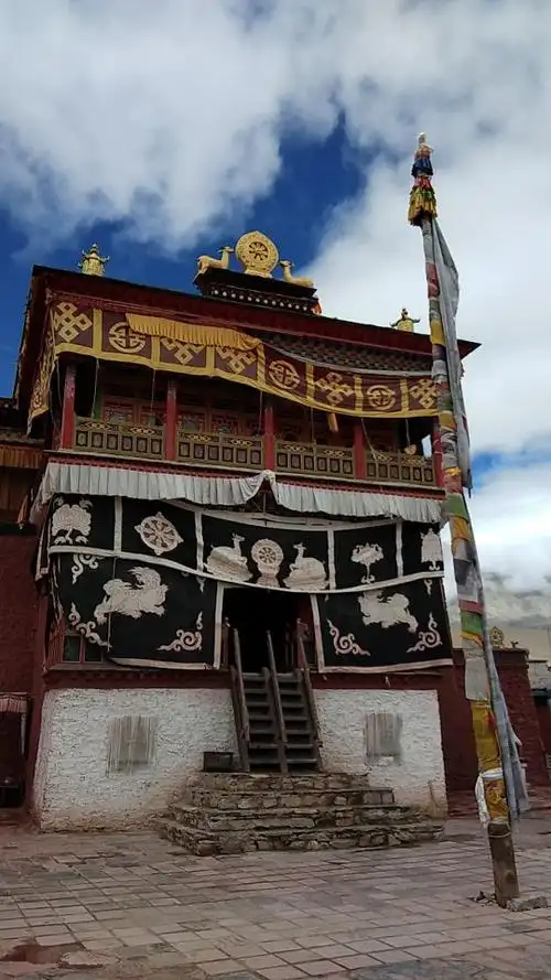 曲果德庆林寺_西藏自治区日喀则地区定结县定结乡曲果德庆林寺电话