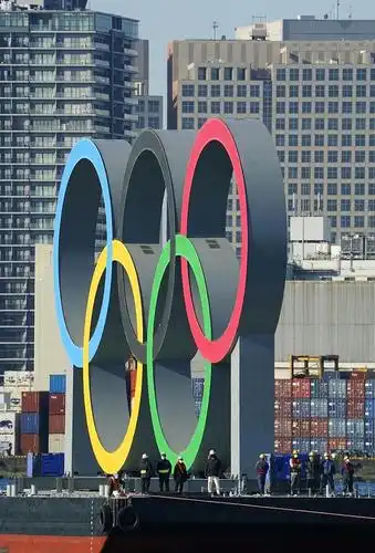 日本奥运五环标志重回东京湾