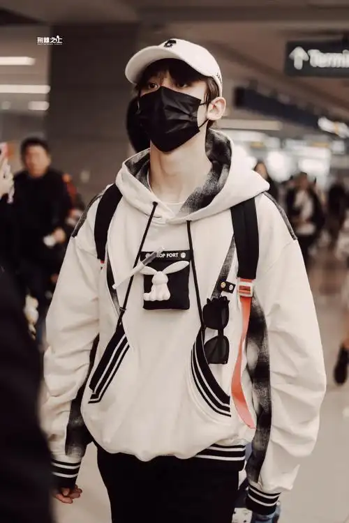 tf家族三代飞韩国##左航 海外人气断层top##今日星拍放送