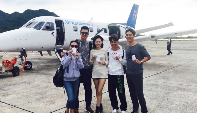 宋喆被抓后马蓉首现身 低调避媒体子女未同行